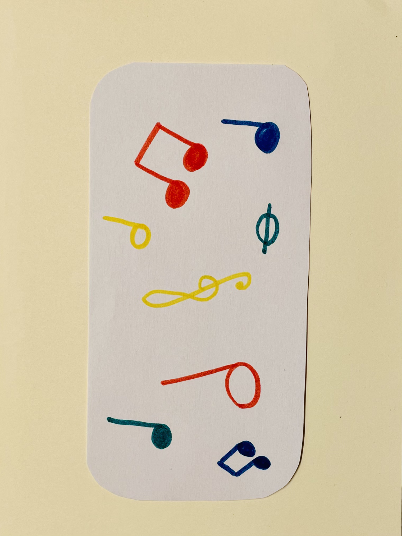 Bild zum Schritt 3 für das Bastel- und DIY-Abenteuer für Kinder: 'Gestaltet ein Einlegeblatt in der Größe eurer Blechdose. Dazu schneidet...'