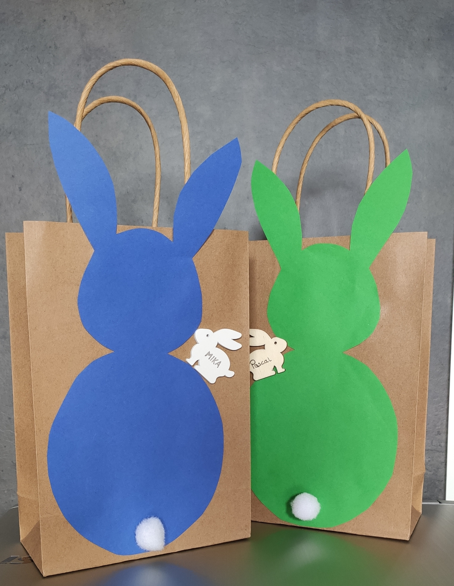 Titelbild zur Bastel- und DIY-Idee für Kinder '(704) Ostertaschen – Geschenktaschen zu Ostern'