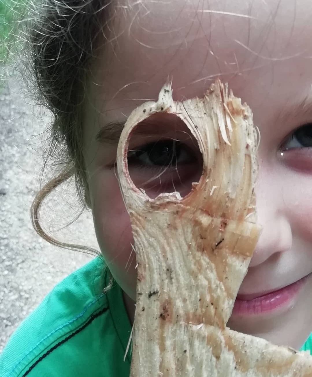 Titelbild zur Bastel- und DIY-Idee für Kinder '(759) Die Waldlupe – Die Welt mit anderen Augen sehen 💚'