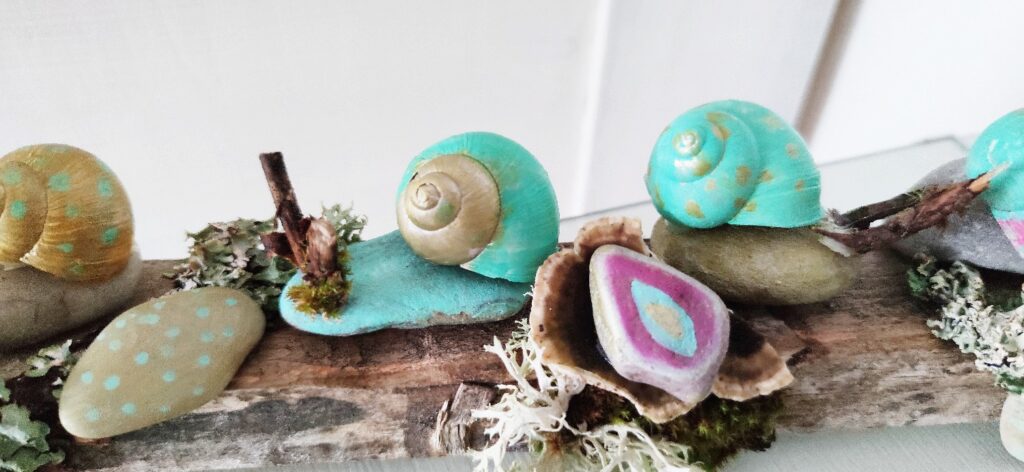 Bunte Schnecken für das Kräuterbeet