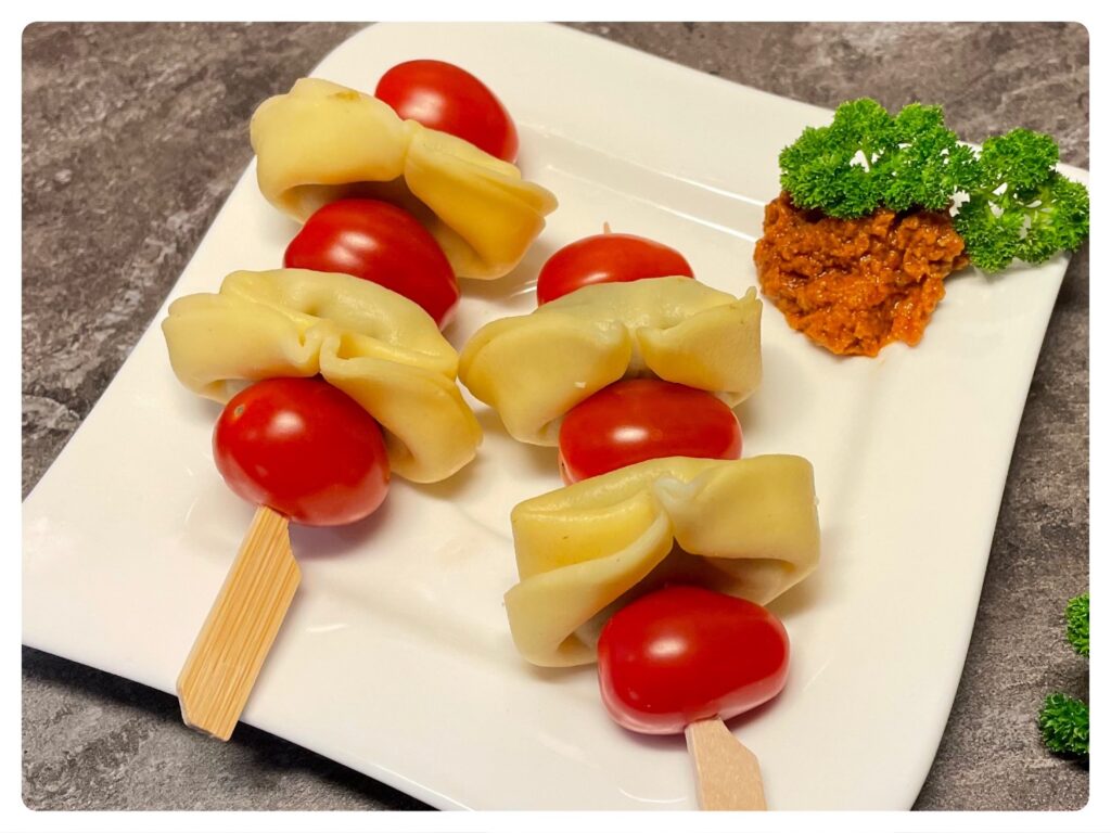 Fingerfood: Tortellini-Spieße selbst gemacht