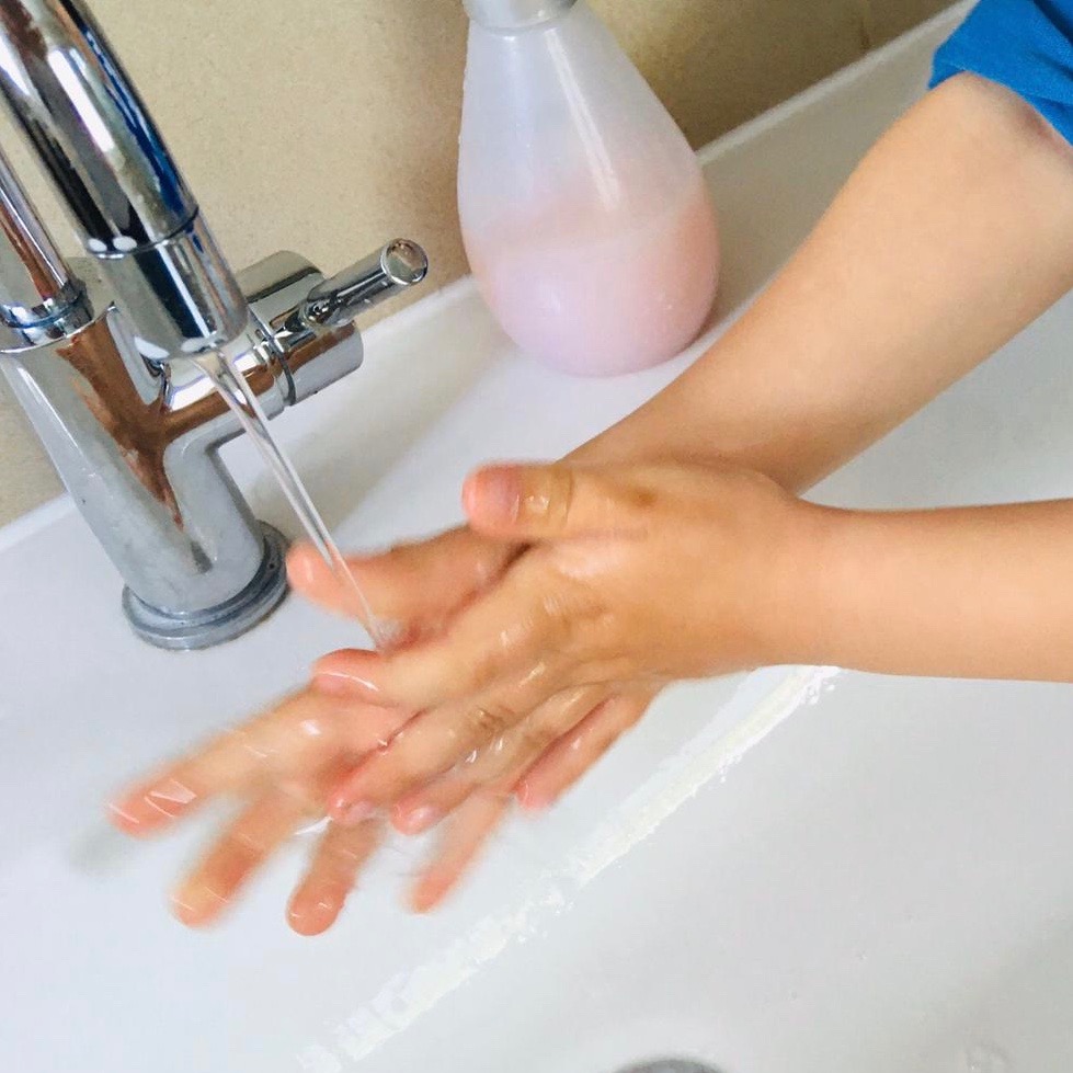 Titelbild zur Bastel- und DIY-Idee für Kinder '(161) Händewaschen mit Lied'