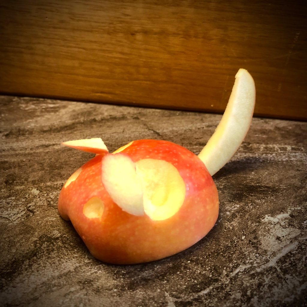 Apfel-Maus (Apfel schnitzen)