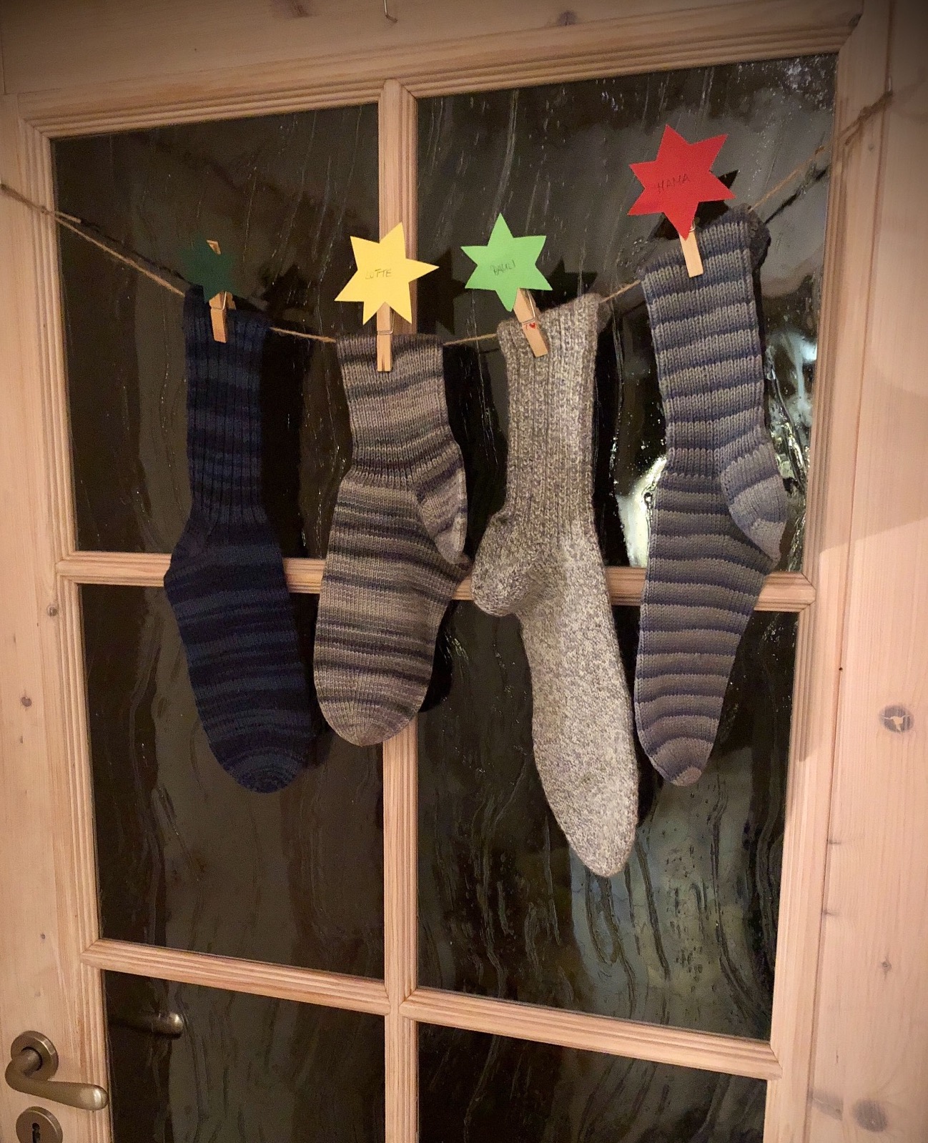 Titelbild zur Bastel- und DIY-Idee für Kinder '(528) Socken für den Nikolaus'